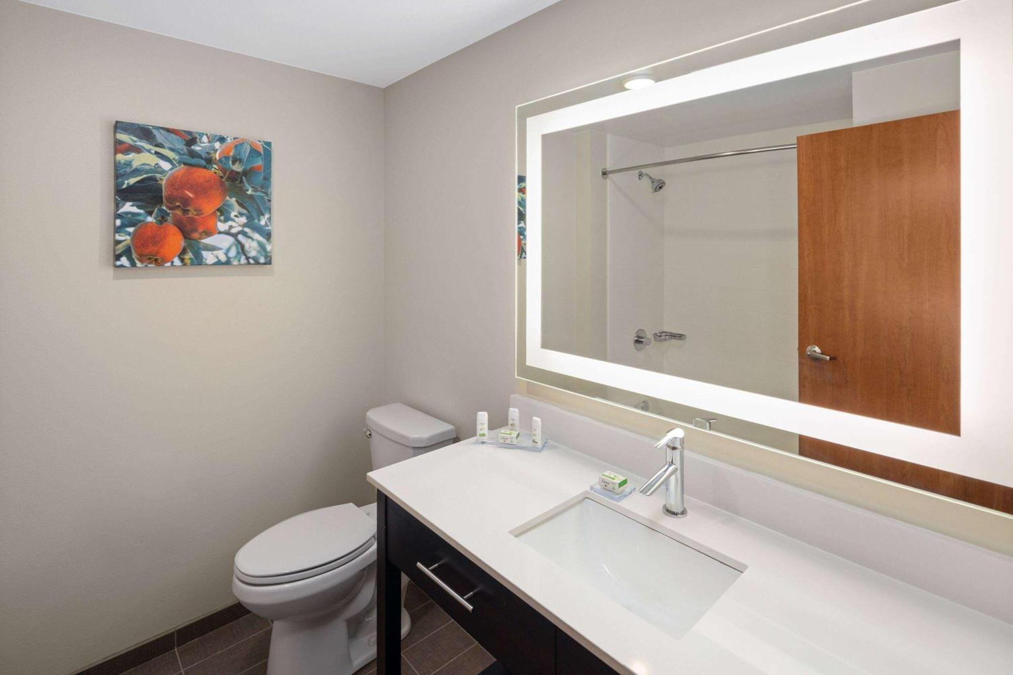 La Quinta Inn & Suites By Wyndham Wenatchee Extérieur photo