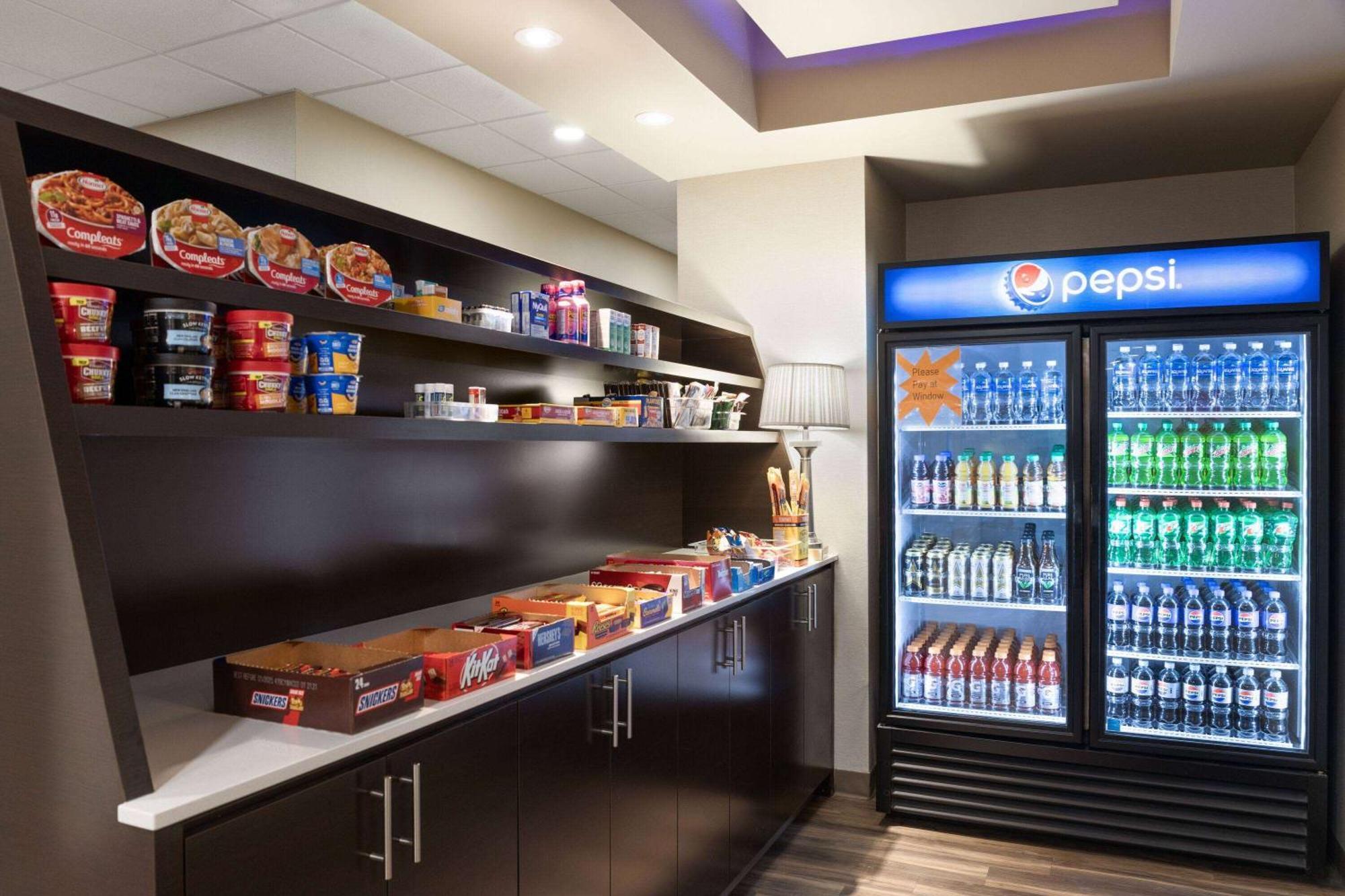 La Quinta Inn & Suites By Wyndham Wenatchee Extérieur photo