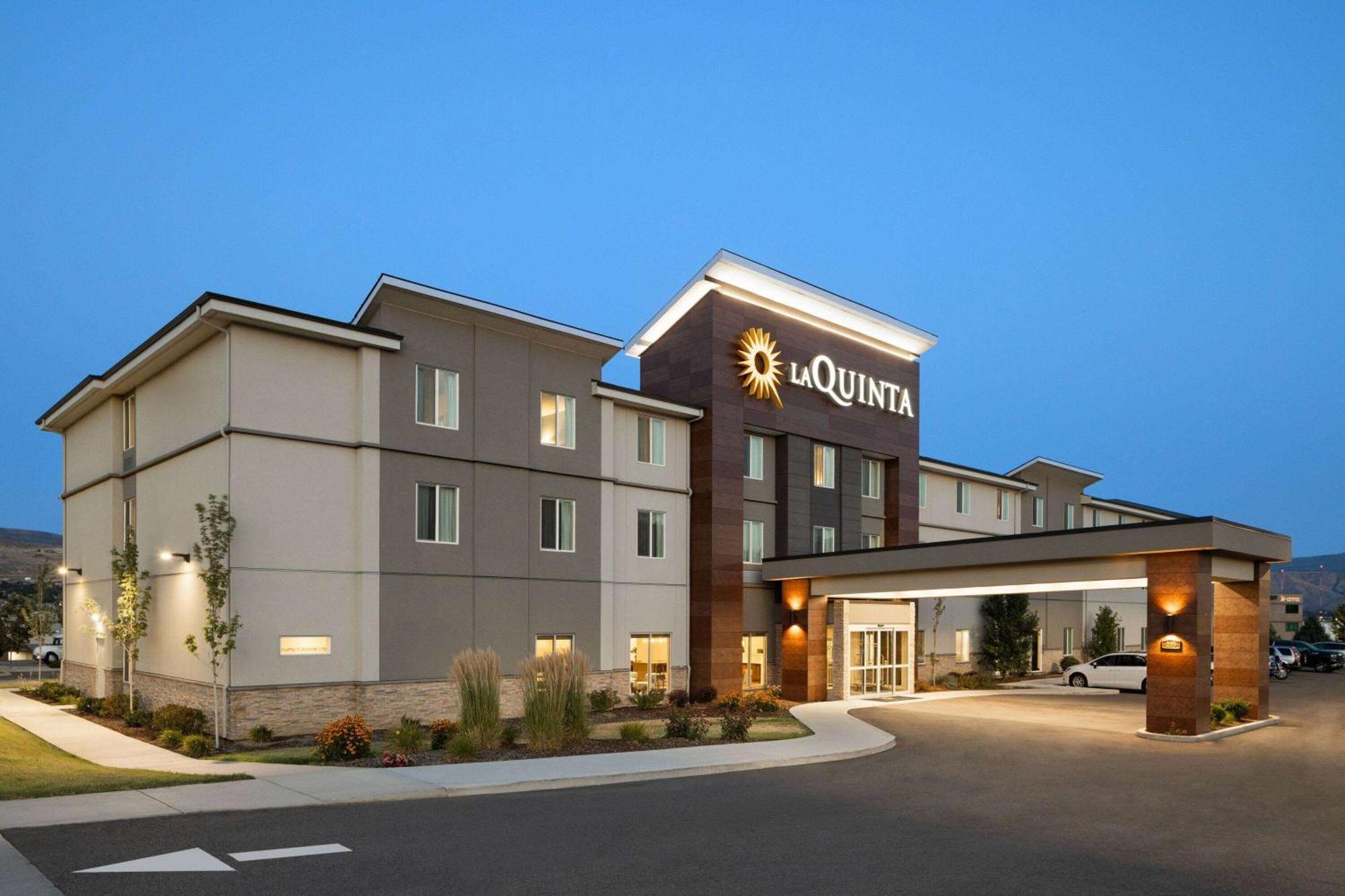 La Quinta Inn & Suites By Wyndham Wenatchee Extérieur photo