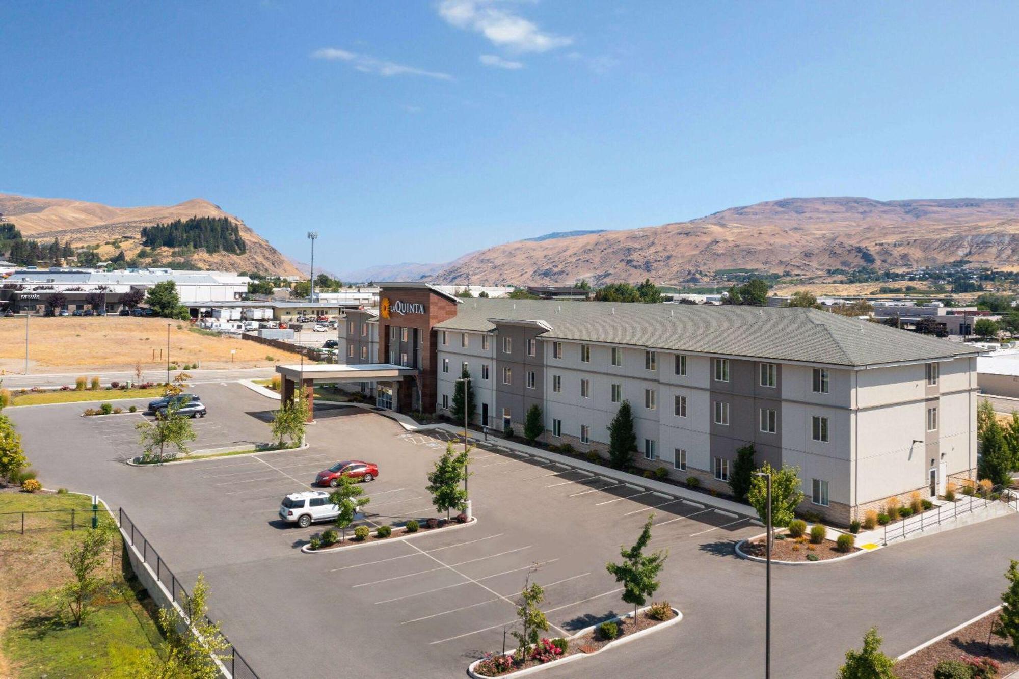 La Quinta Inn & Suites By Wyndham Wenatchee Extérieur photo